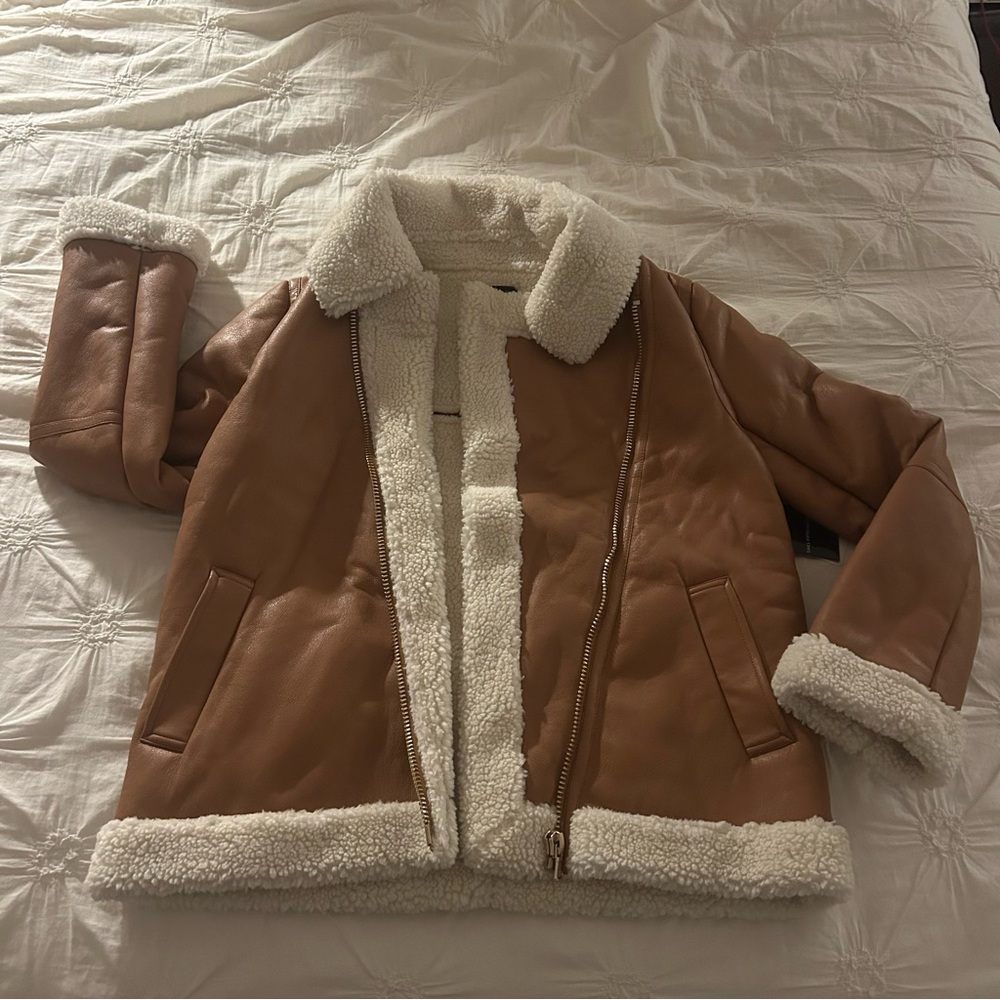 NWT Saks Fifth Avenue Faux Shearling Jacket - Picture 2 of 5